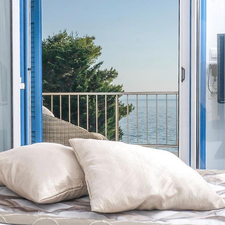 Acrotel Athena Villa Elia Nikitis Exterior photo